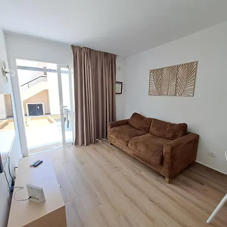 Alisios Con Terraza Y Piscina Apartment Corralejo