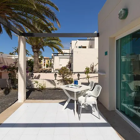Apartment Alisios Con Terraza Y Piscina Corralejo