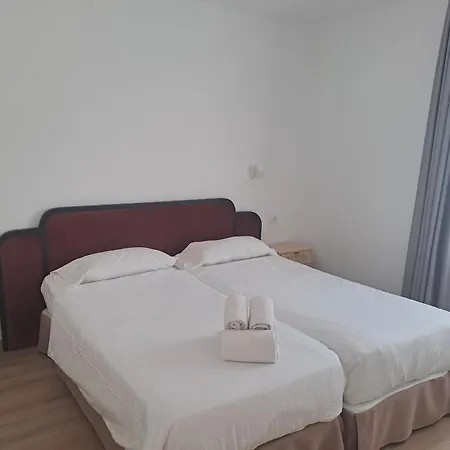 Alisios Con Terraza Y Piscina Corralejo