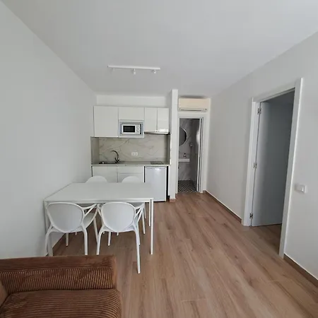Alisios Con Terraza Y Piscina Apartment *